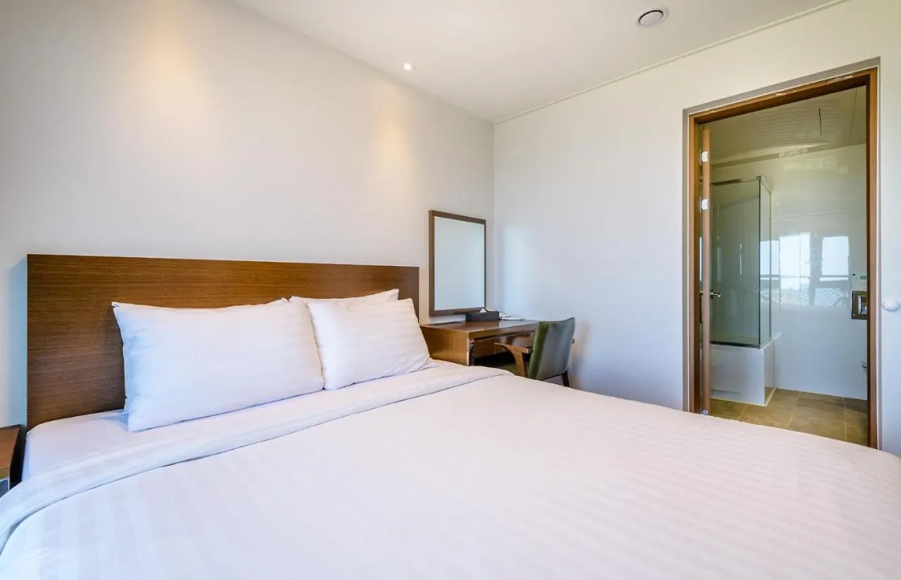 Uni Hotel Jeju